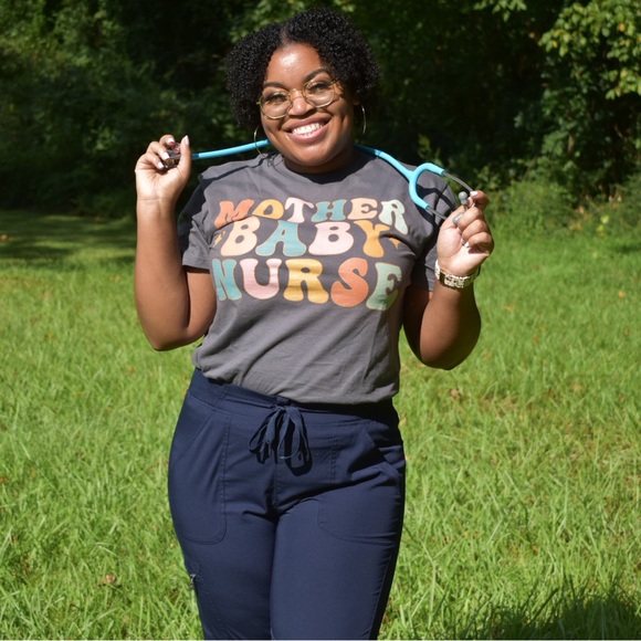 Meet your Posher, Denae - Picture 5 of 5